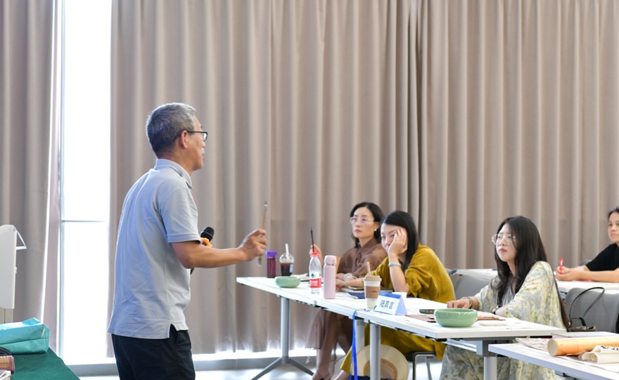 浙江大学书法实践高级研修班顺利开班